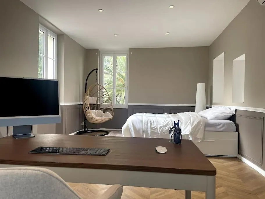 Appartement Ancien Hotel Particulier Loue Entier Grasse France
